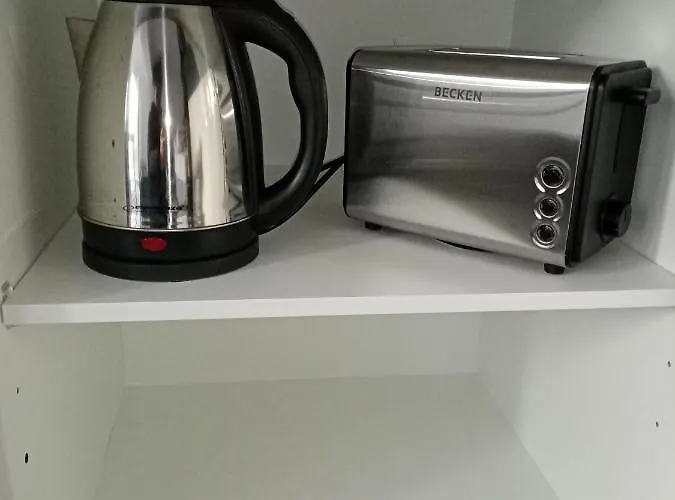 Estudio Dos Bones Daire *